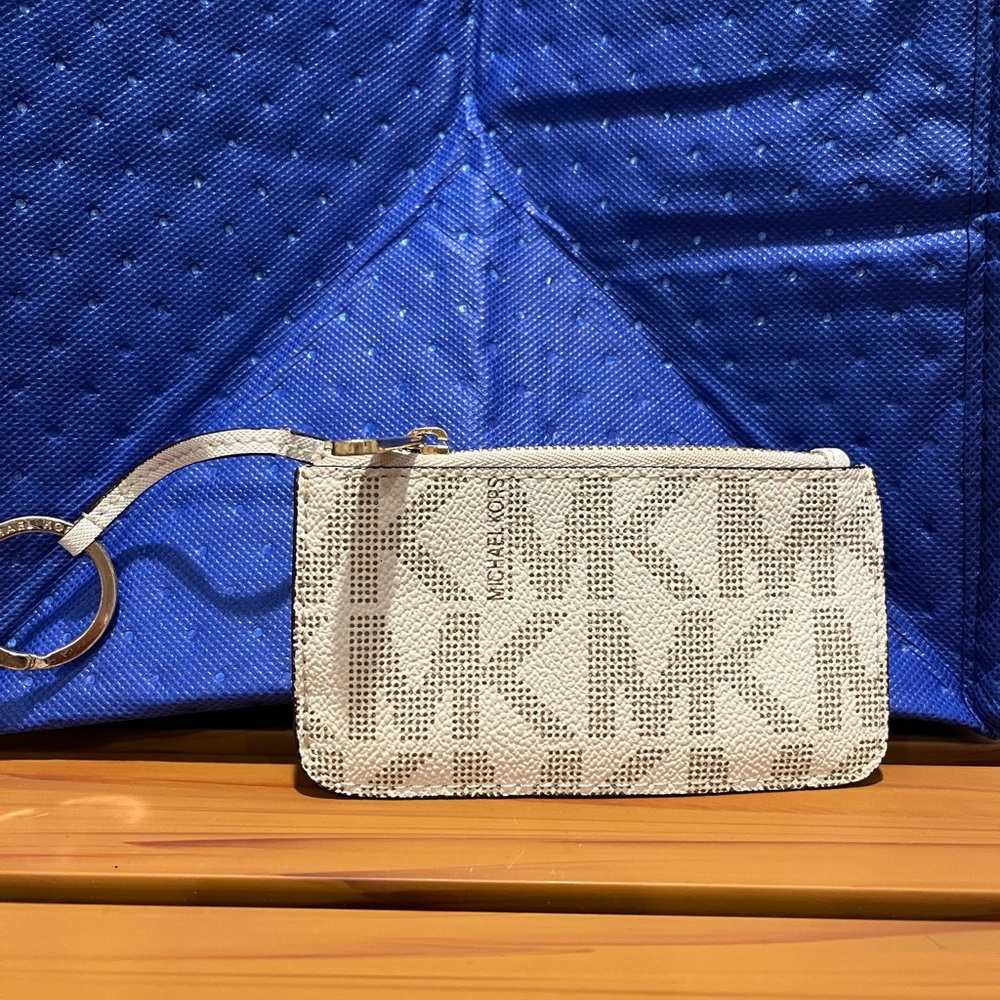 Skinny wallet